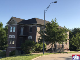 1905 Cherry Hill Dr. Columbia, MO 65203