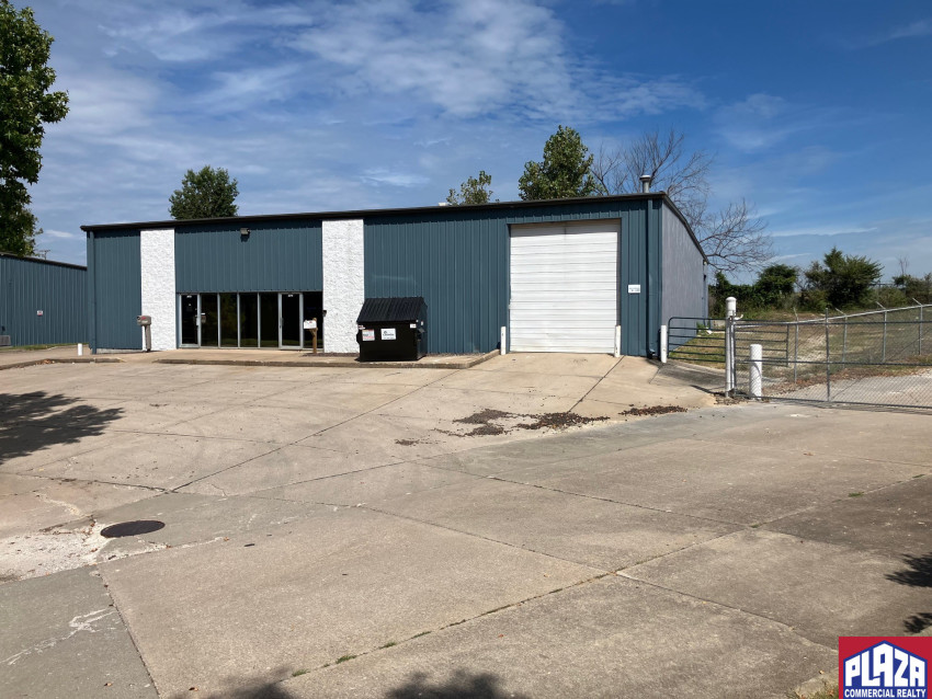 3015 David Dr. Columbia, MO  65202 