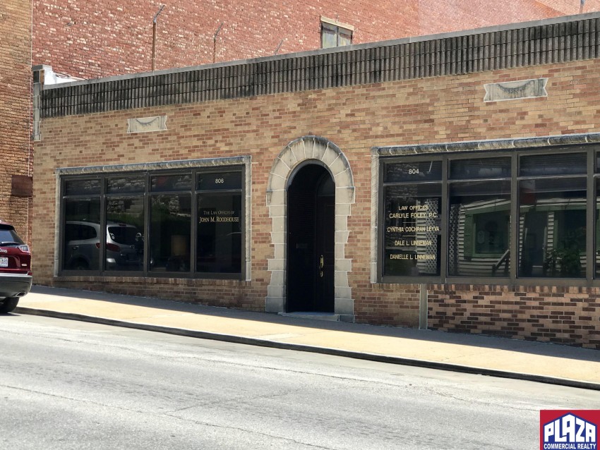806 E. Locust St. Columbia, MO 65201