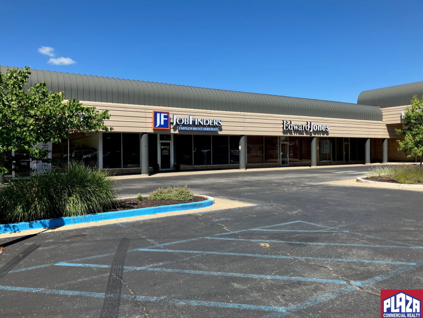 1729 W. Broadway (Unit 4) Shelter Shopping Center Columbia, MO 65203